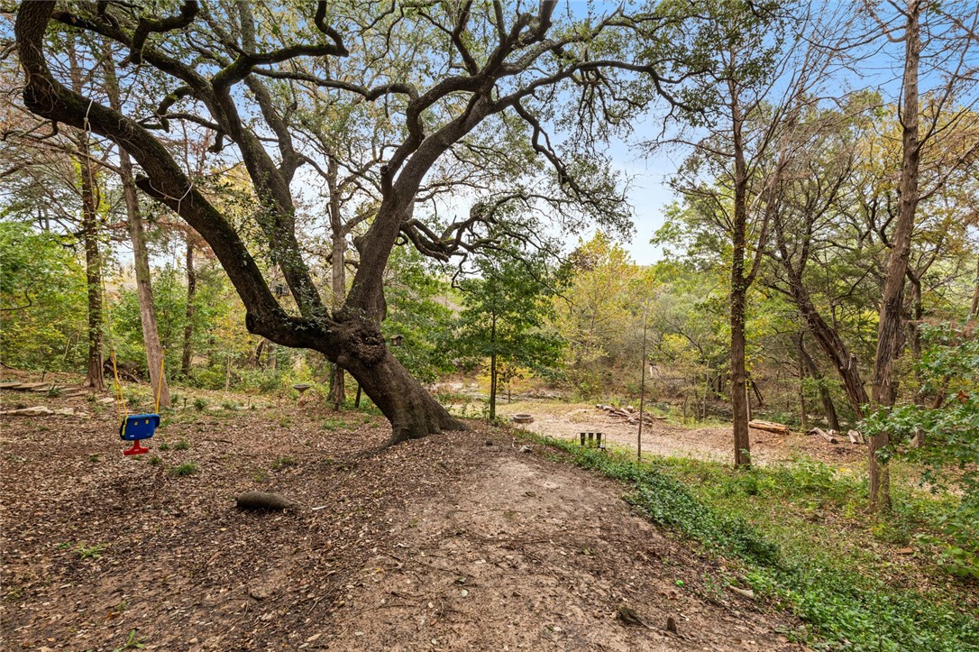 378 Chenot Trail, China Spring, Texas image 12