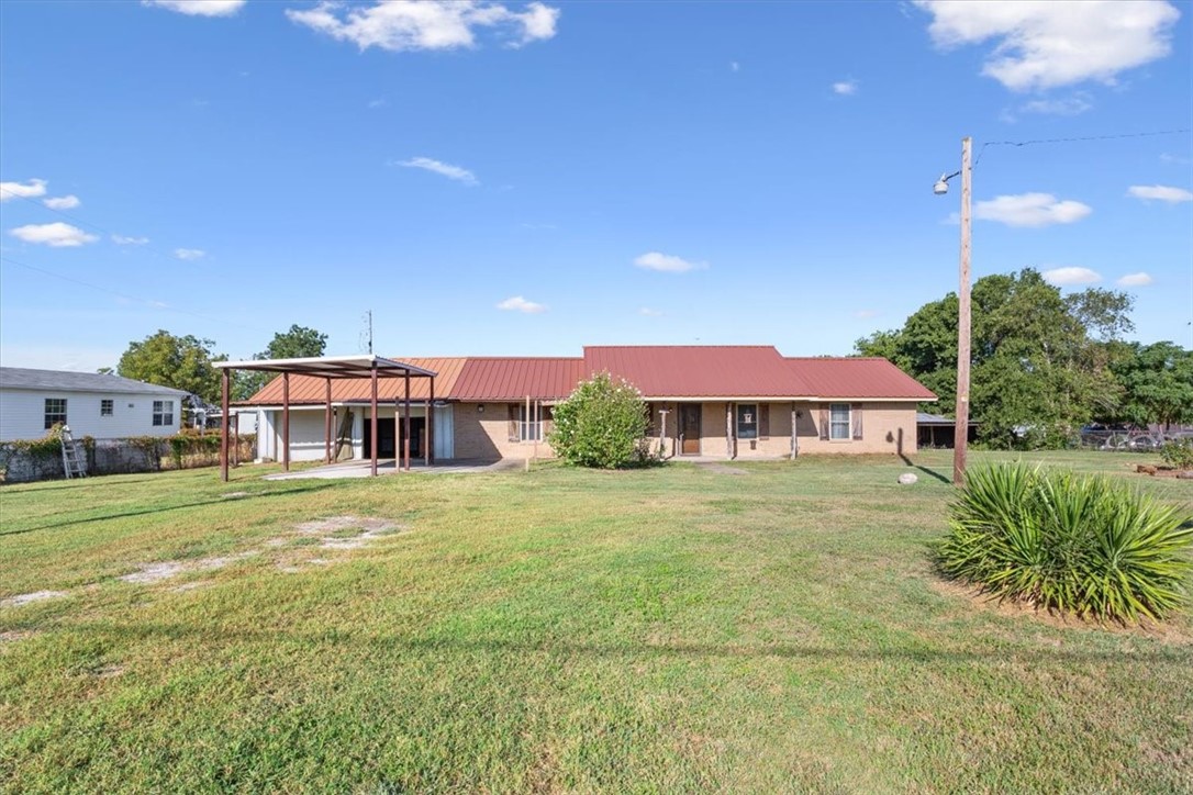 277 Cr 494n, Chilton, Texas image 6