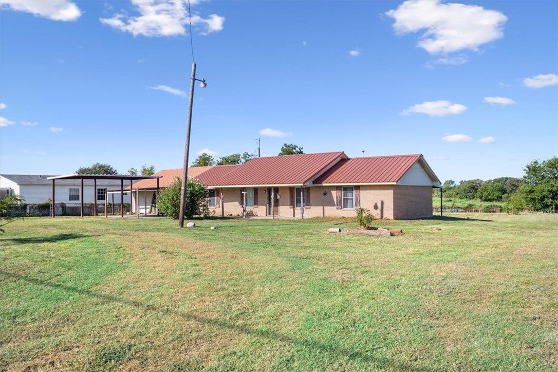 277 Cr 494n, Chilton, Texas image 5