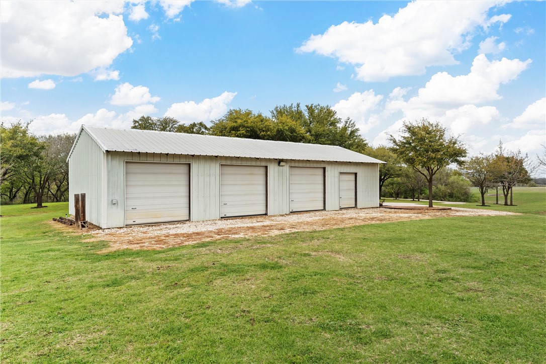 534 Mcgregor South Loop, McGregor, Texas image 38