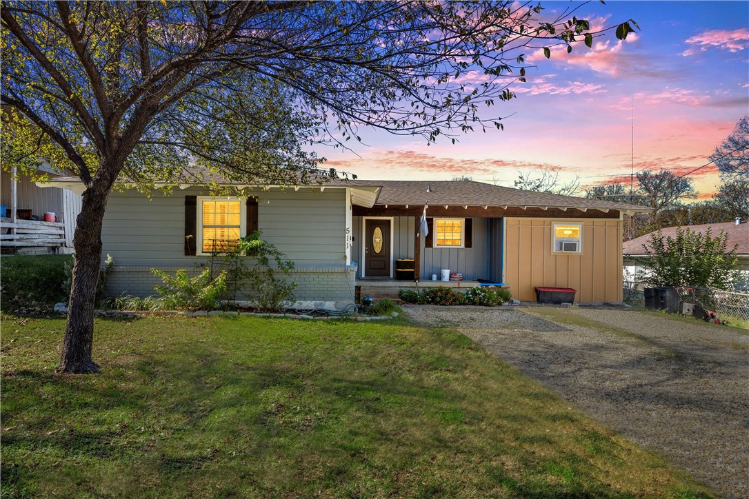 511 N Abbott Street, Hillsboro, Texas image 1