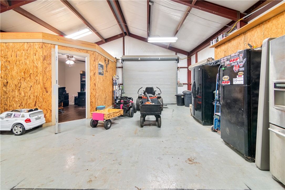 6864 Golinda Drive, Lorena, Texas image 21