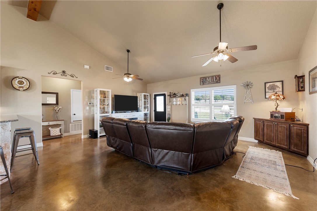 199 Cr 323 Road, Gatesville, Texas image 8