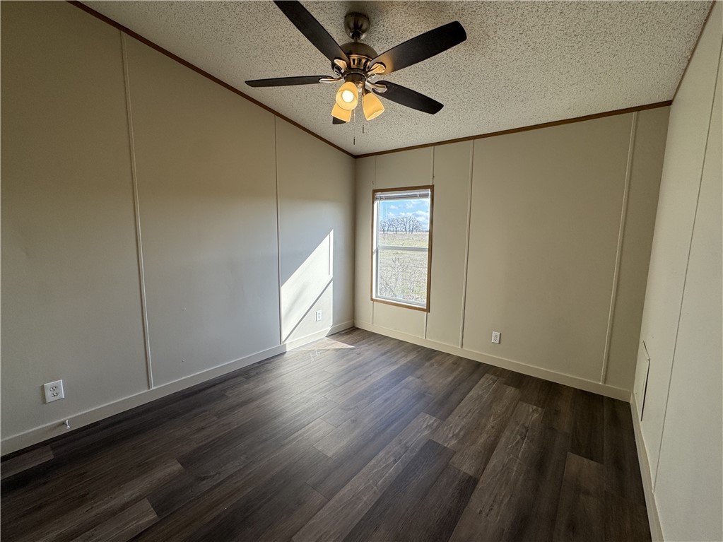 1210 Water Tower Road, Axtell, Texas image 13