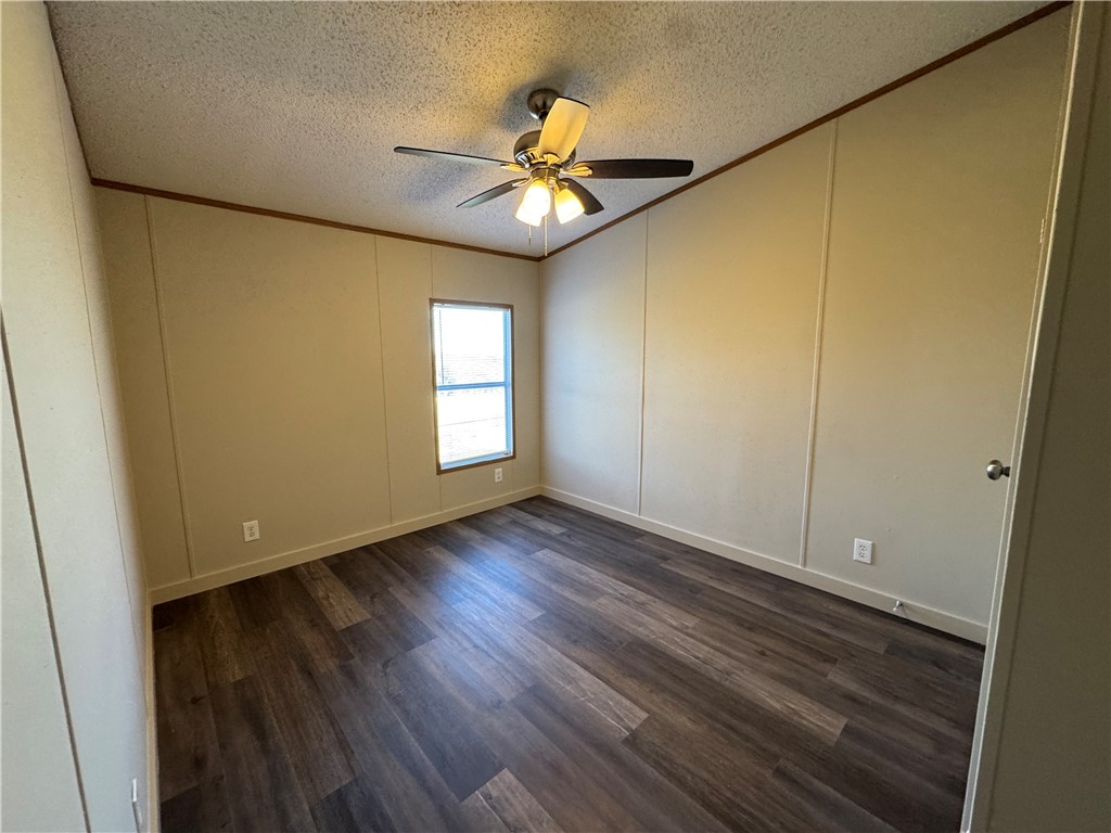 1210 Water Tower Road, Axtell, Texas image 12
