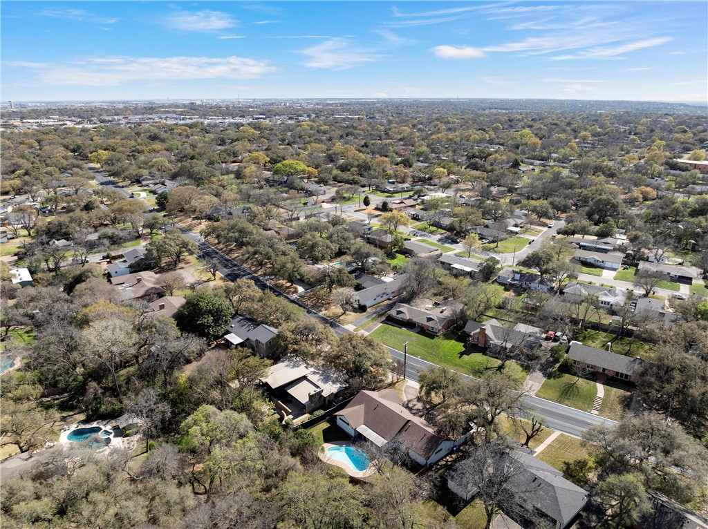 2309 Wooded Acres Drive, Waco, Texas image 35