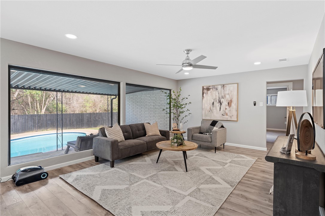 2309 Wooded Acres Drive, Waco, Texas image 8