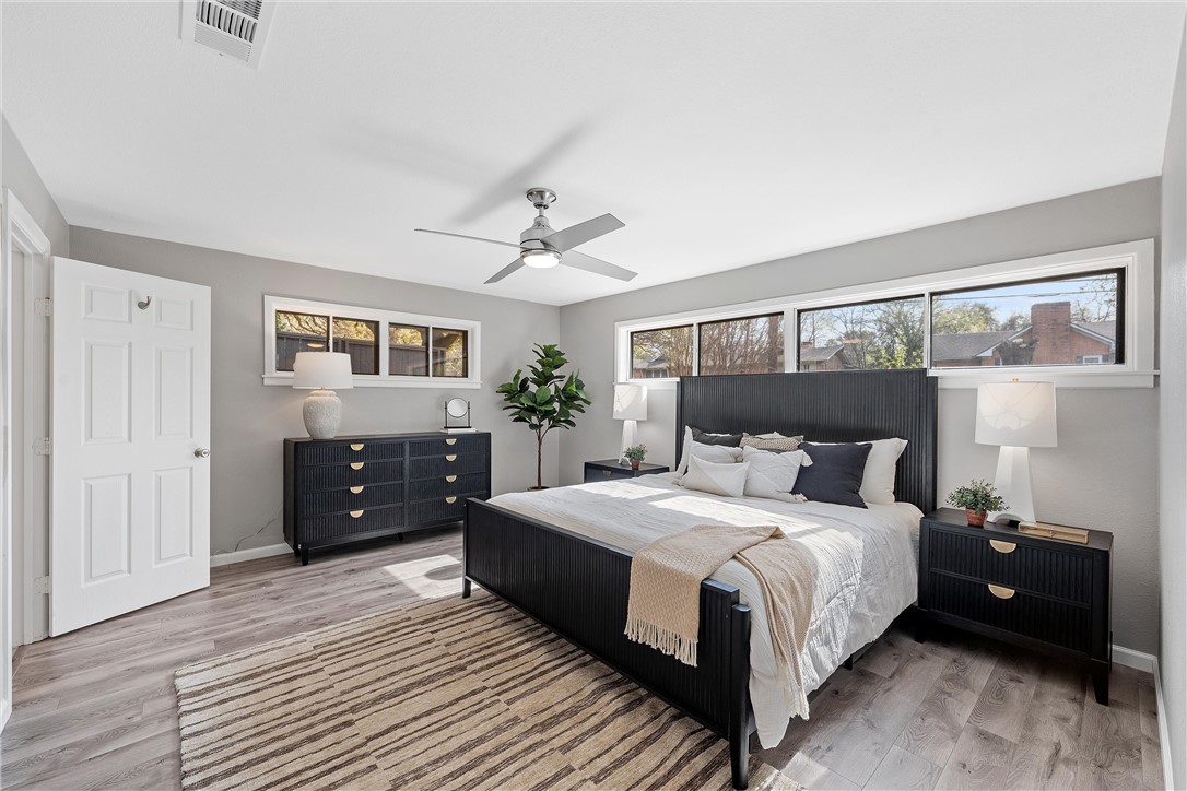 2309 Wooded Acres Drive, Waco, Texas image 19
