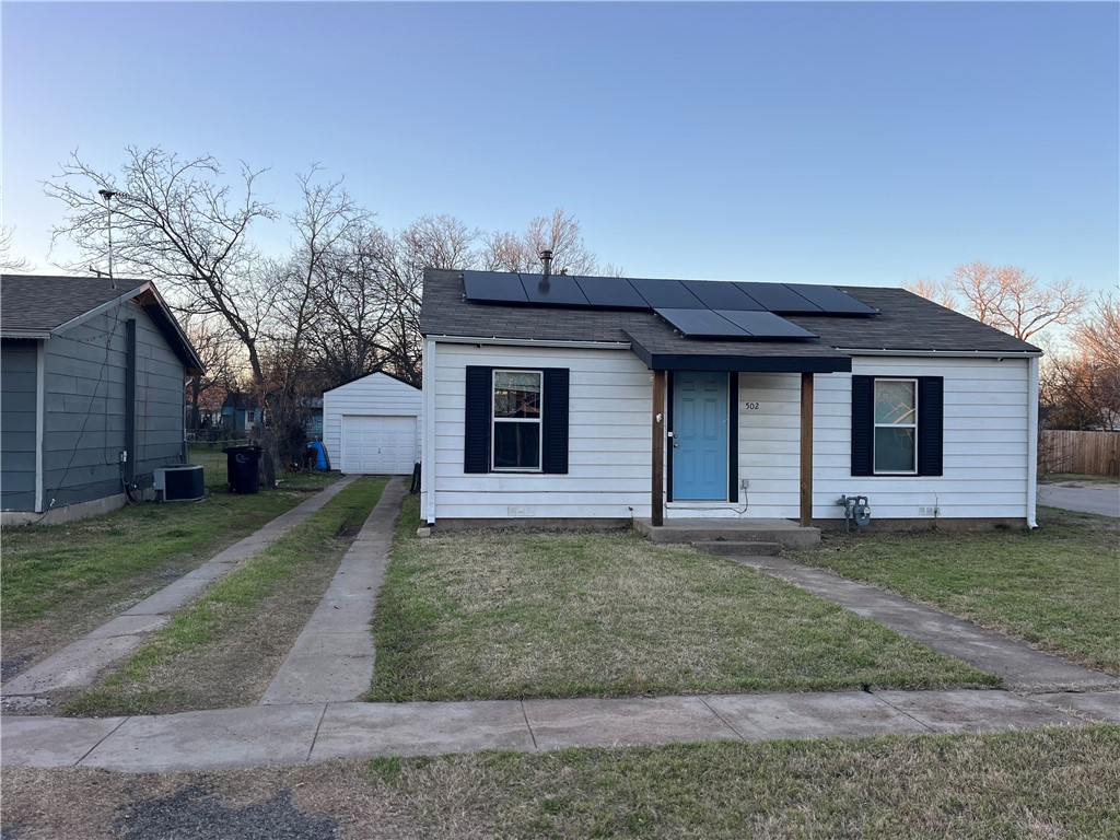 502 Bales Street, Cleburne, Texas image 20