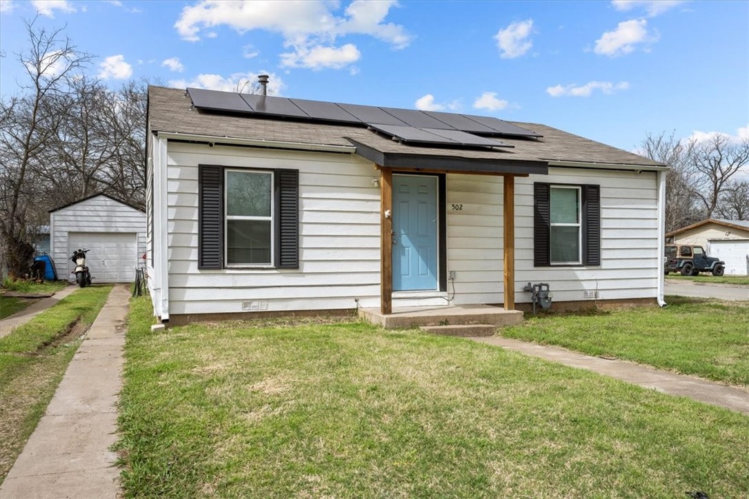 502 Bales Street, Cleburne, Texas image 3
