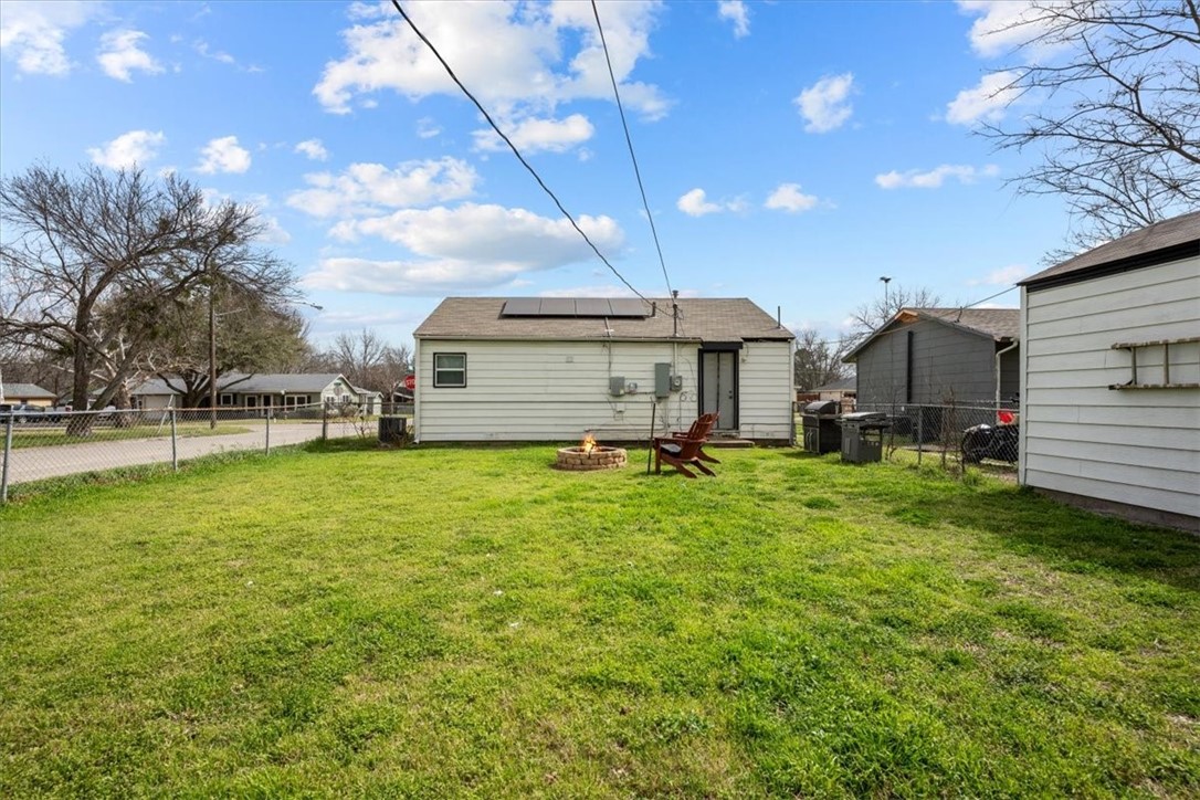 502 Bales Street, Cleburne, Texas image 18
