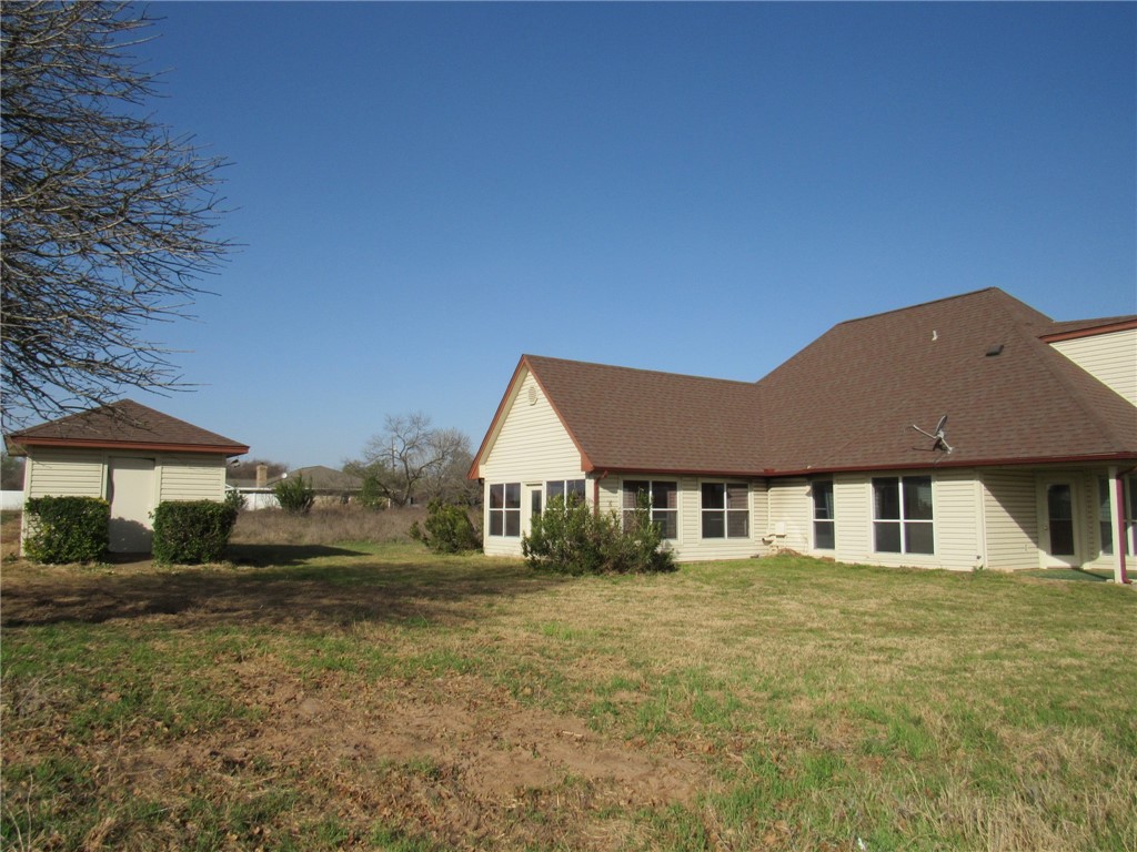 22270 Whispering Meadow Drive, Whitney, Texas image 19