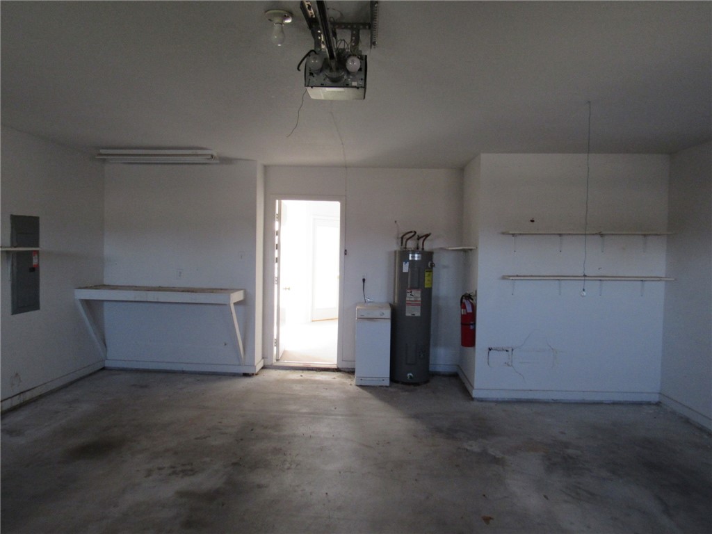 22270 Whispering Meadow Drive, Whitney, Texas image 16