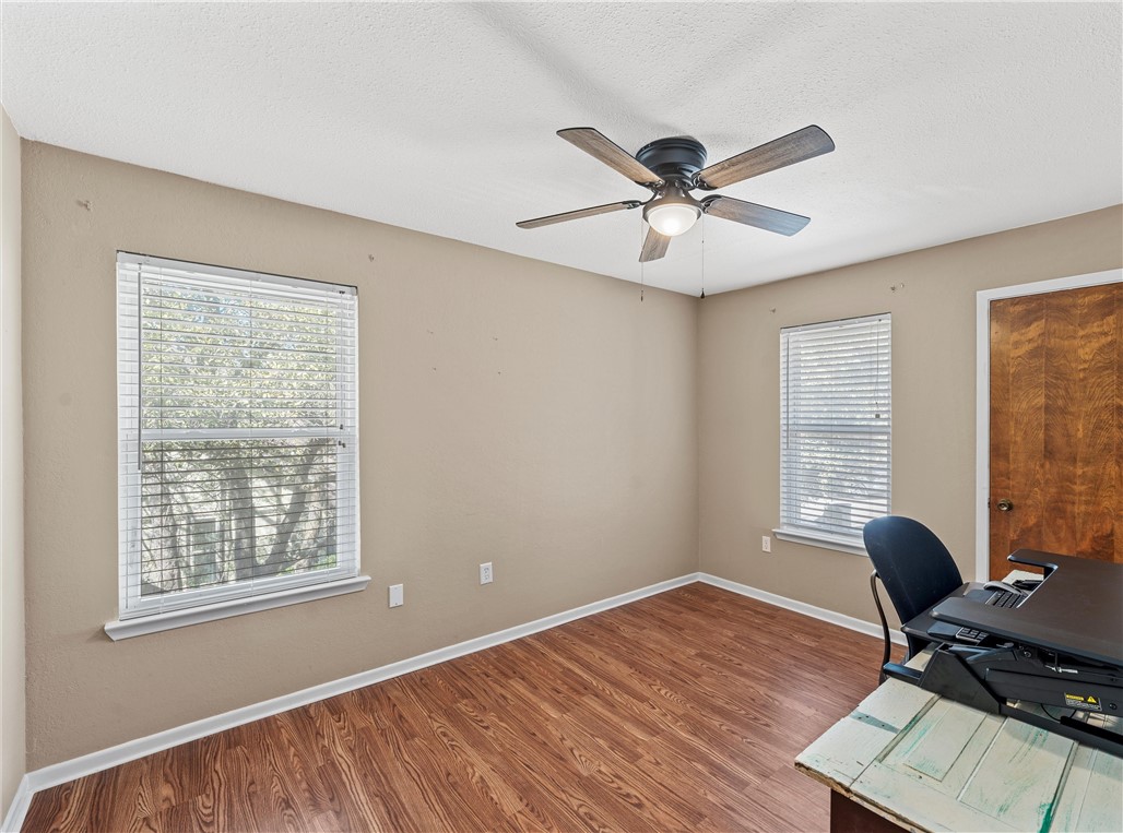1016 Cardinal Drive, Woodway, Texas image 27
