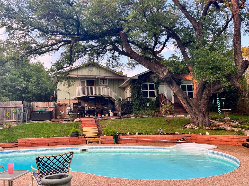 1016 Cardinal Drive, Woodway, Texas image 3