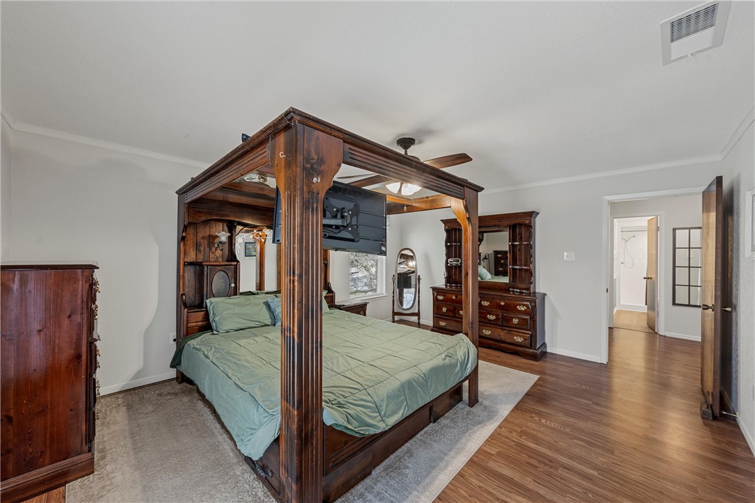 1016 Cardinal Drive, Woodway, Texas image 23