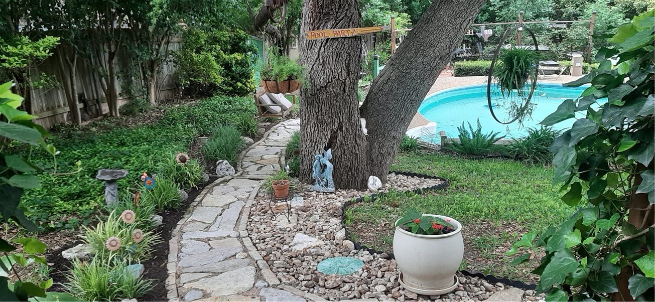 1016 Cardinal Drive, Woodway, Texas image 32