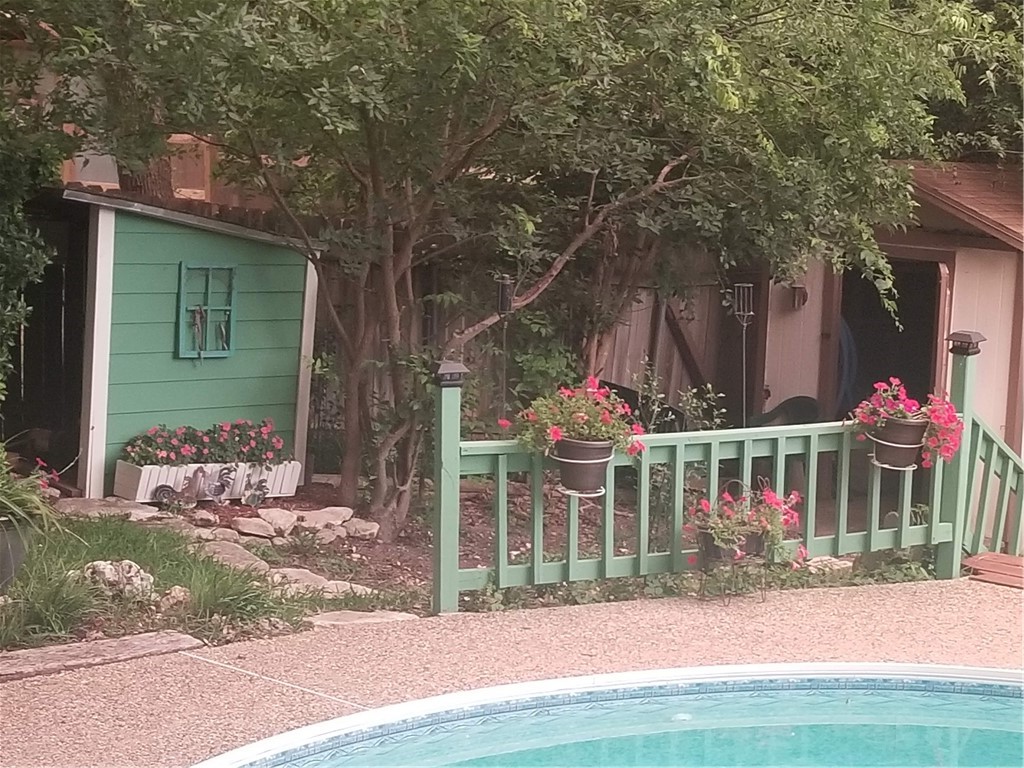 1016 Cardinal Drive, Woodway, Texas image 37