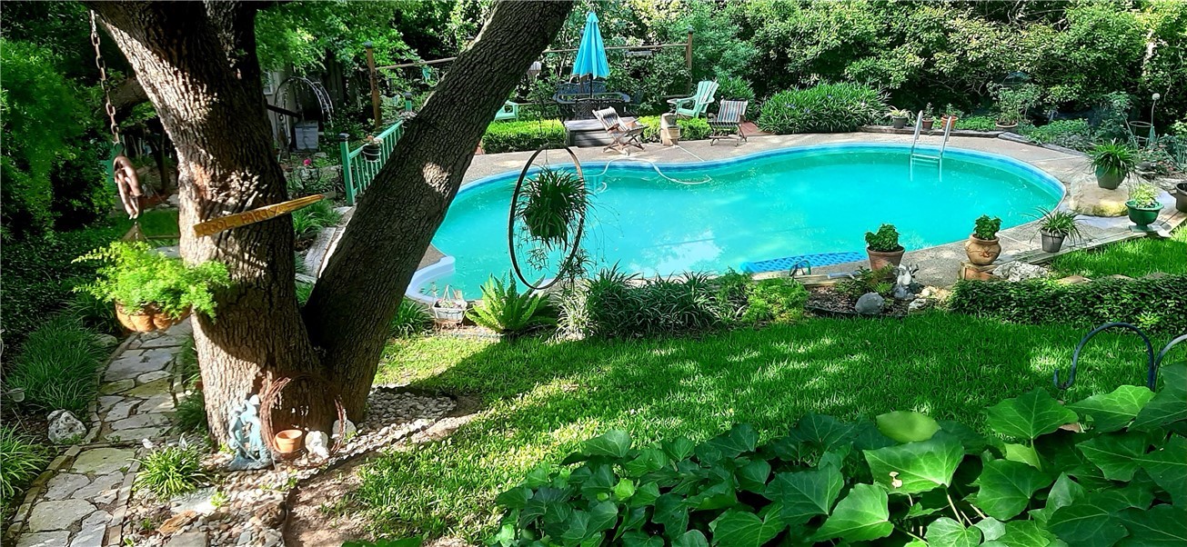 1016 Cardinal Drive, Woodway, Texas image 35