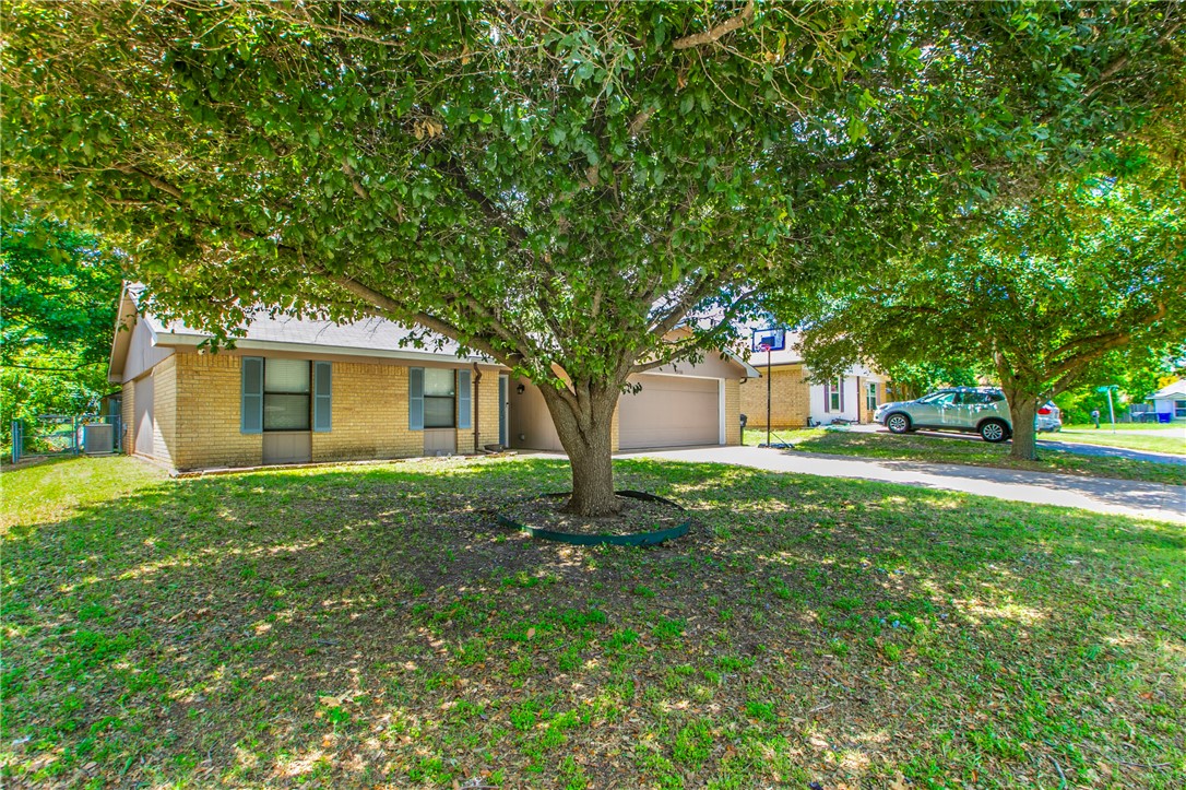 1905 Skylark Drive, Woodway, Texas image 19