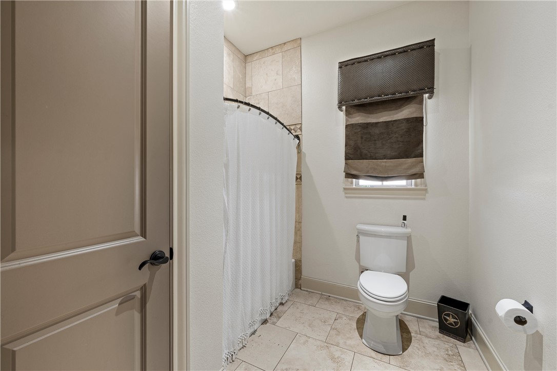11030 Hidden Bluff Blf, McGregor, Texas image 38
