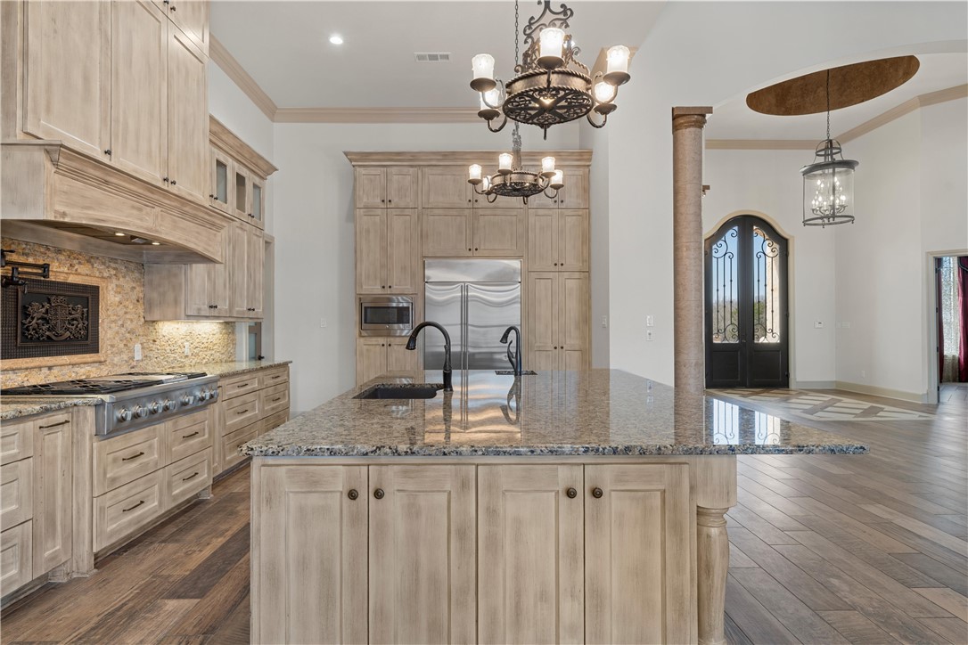 11030 Hidden Bluff Blf, McGregor, Texas image 30