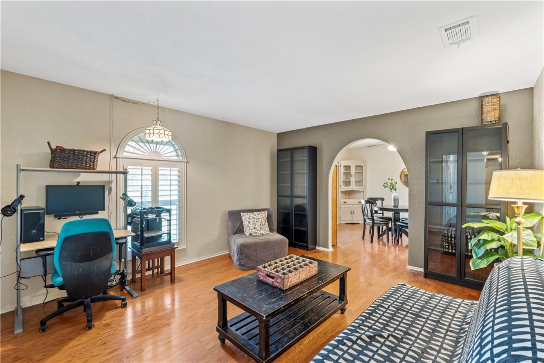 741 Ivy Ann Drive, Woodway, Texas image 23