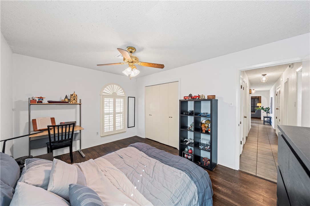 741 Ivy Ann Drive, Woodway, Texas image 29