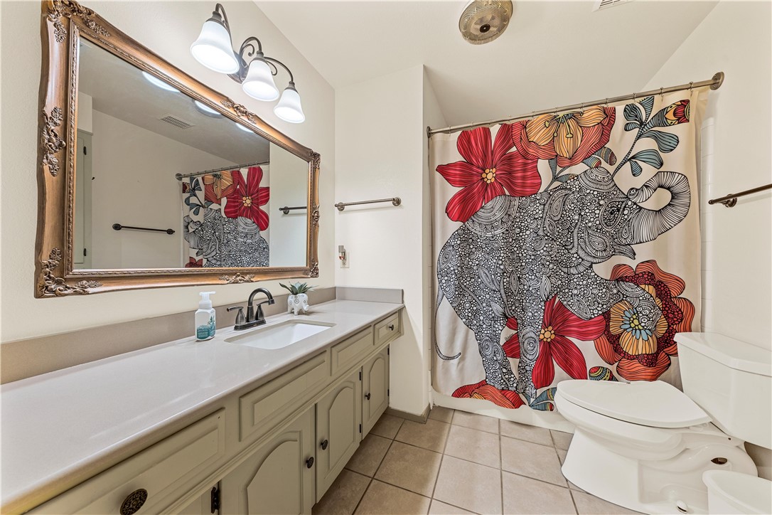 741 Ivy Ann Drive, Woodway, Texas image 27