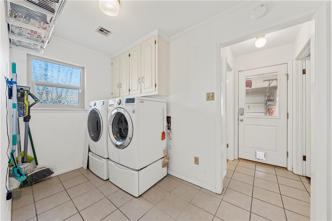 741 Ivy Ann Drive, Woodway, Texas image 24