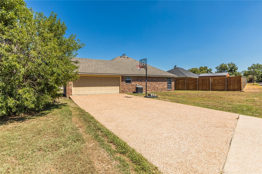 4404 Lacey Circle, Waco, Texas image 14