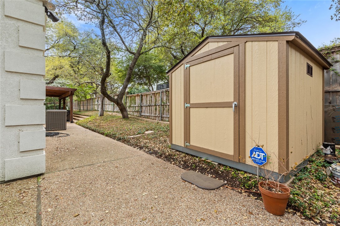 3013 Deerwood Drive, Waco, Texas image 36