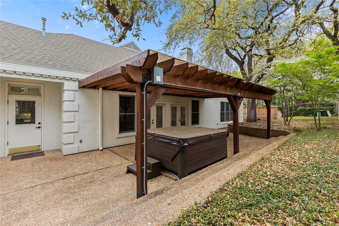 3013 Deerwood Drive, Waco, Texas image 35