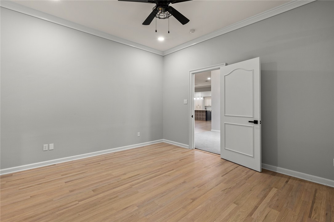 3013 Deerwood Drive, Waco, Texas image 27