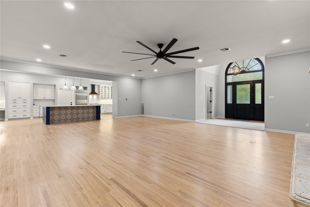 3013 Deerwood Drive, Waco, Texas image 7