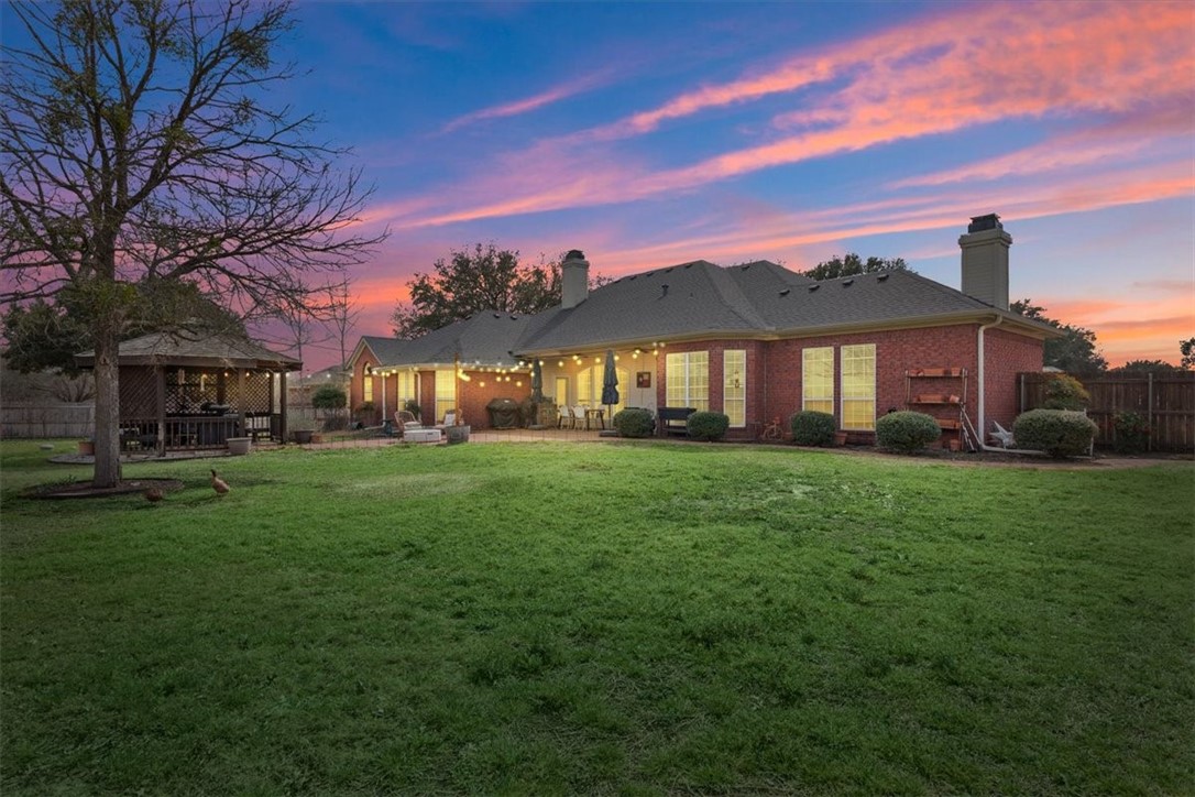 122 Greentree Drive, Crawford, Texas image 35