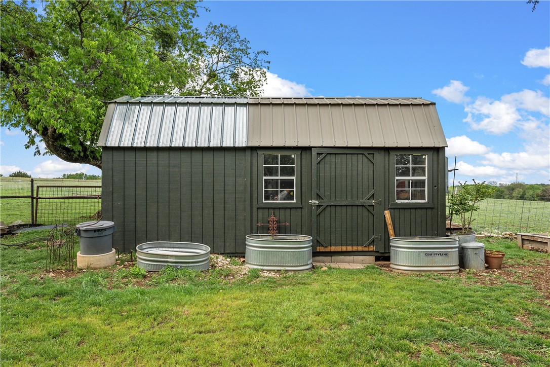 1074 Lifestyle Lane, McGregor, Texas image 44