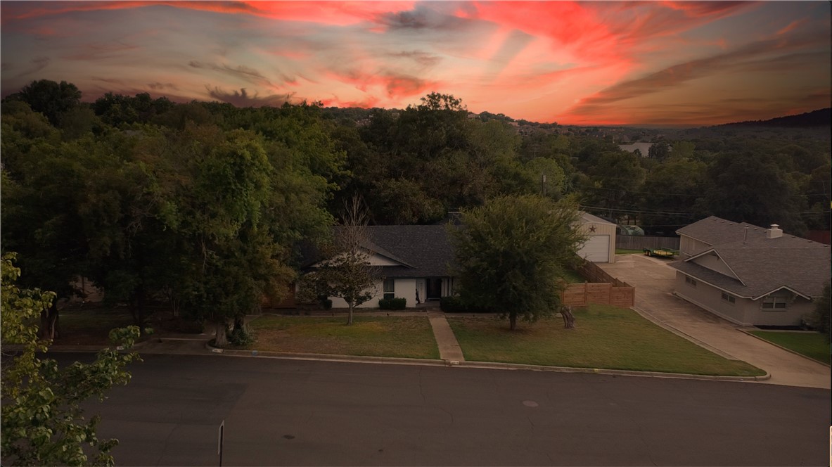 1132 Western Oaks Drive, Woodway, Texas image 32