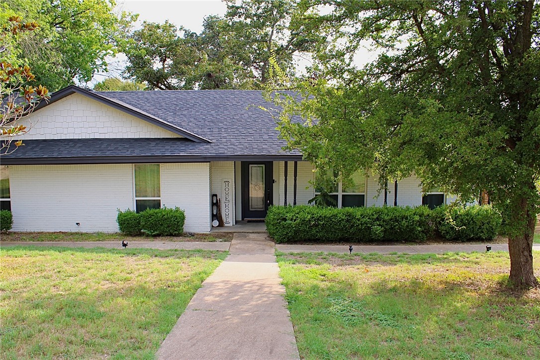 1132 Western Oaks Drive, Woodway, Texas image 1