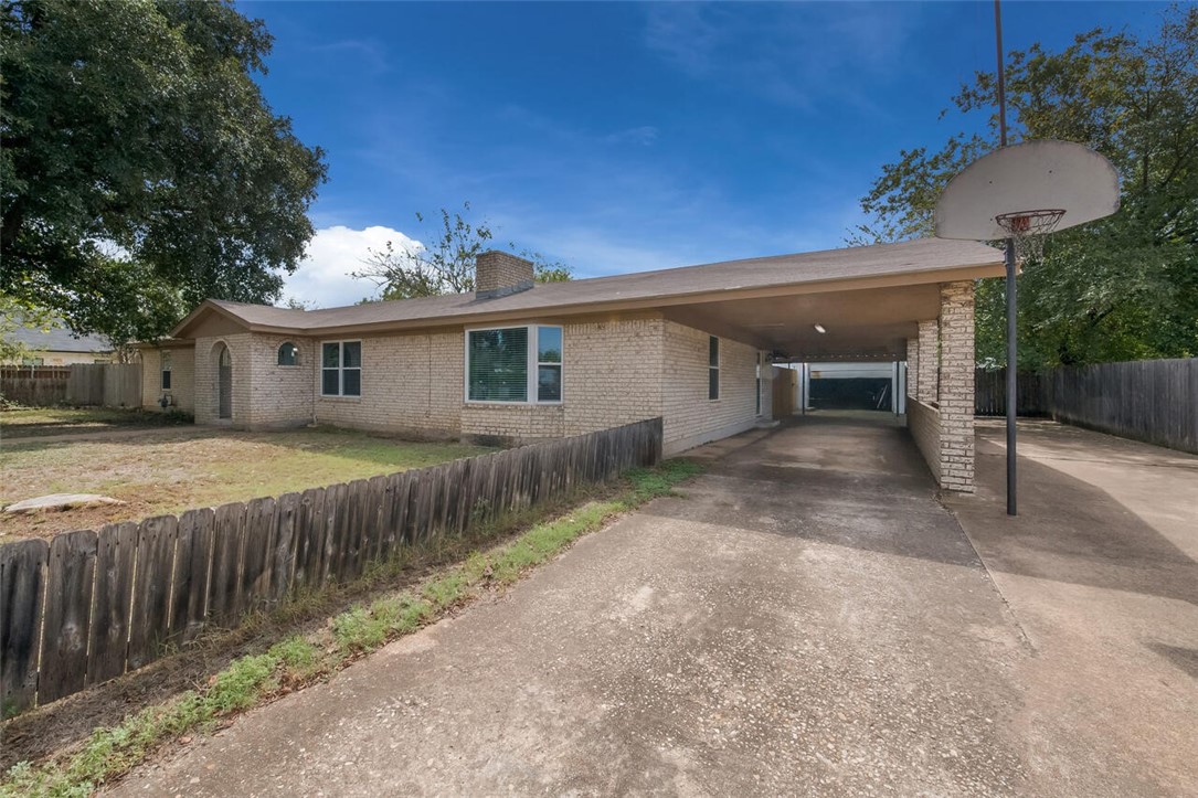 710 W 4th Street, McGregor, Texas image 3