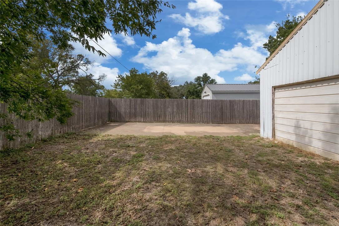 710 W 4th Street, McGregor, Texas image 28