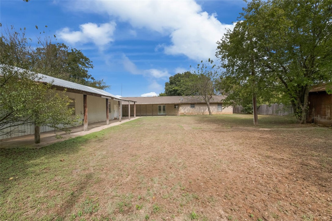 710 W 4th Street, McGregor, Texas image 32