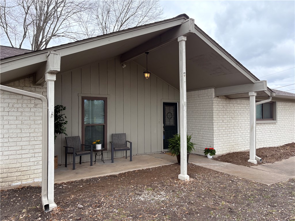 220 Ivy Lane, Hewitt, Texas image 1