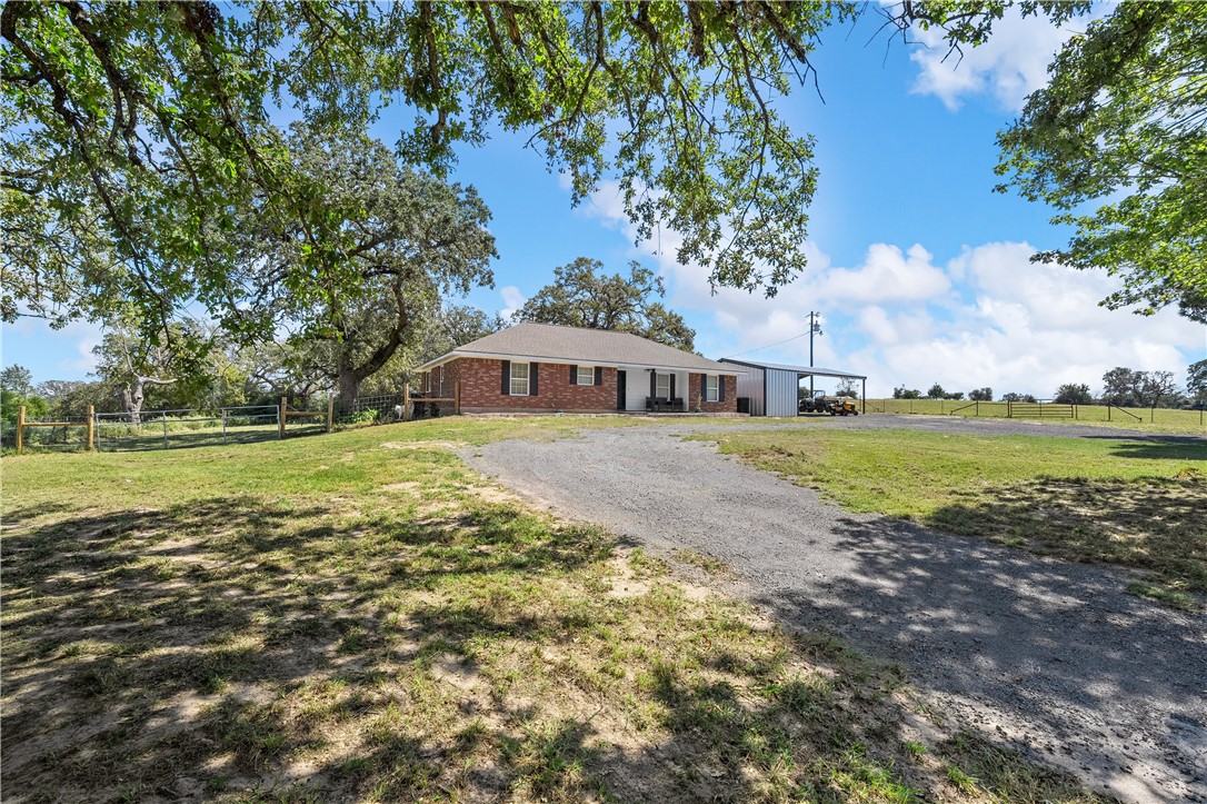 820 Fcr 381, Oakwood, Texas image 1