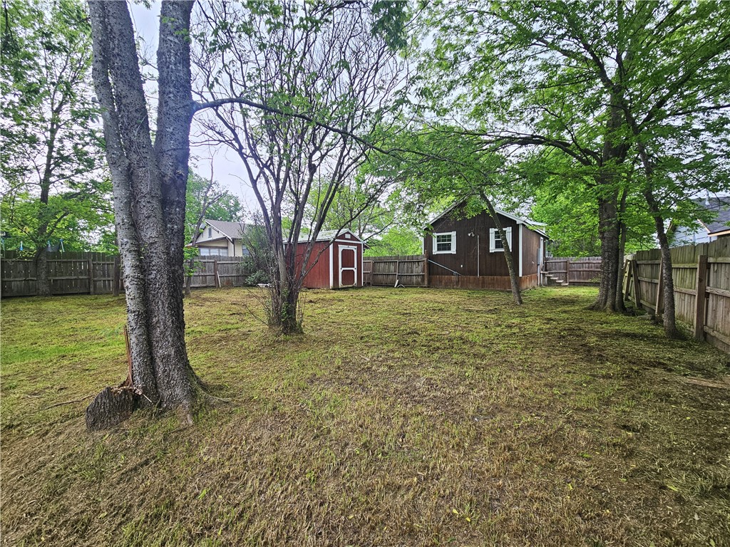 916 W Angeline Street, Groesbeck, Texas image 12