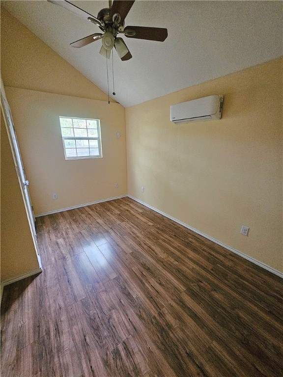 916 W Angeline Street, Groesbeck, Texas image 6
