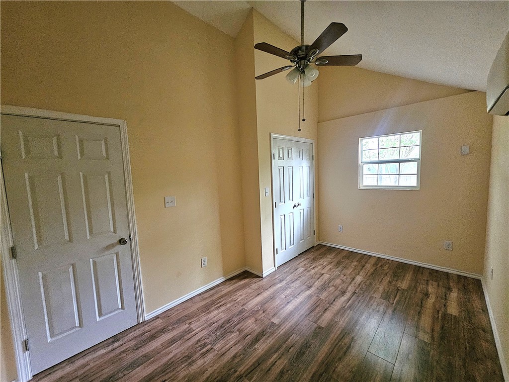 916 W Angeline Street, Groesbeck, Texas image 5