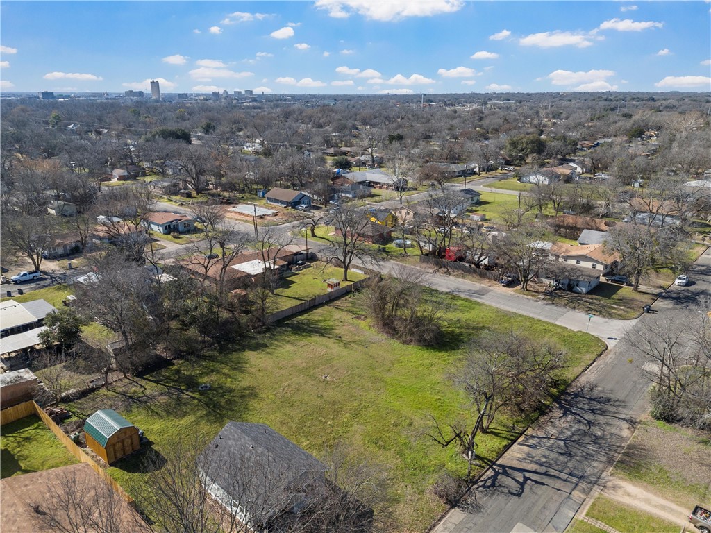 909 Lenox Street, Waco, Texas image 4