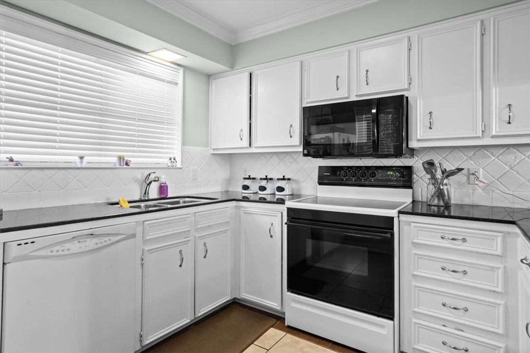 2903 Lake Shore Drive #303, Waco, Texas image 9