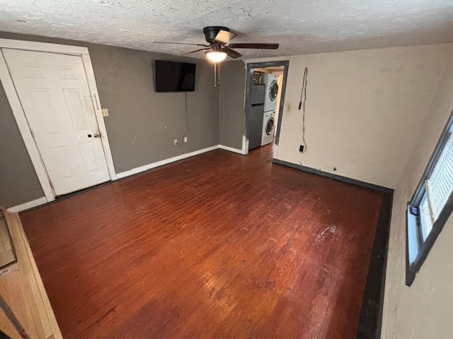 105 & 103 N Oak Street, Lorena, Texas image 11